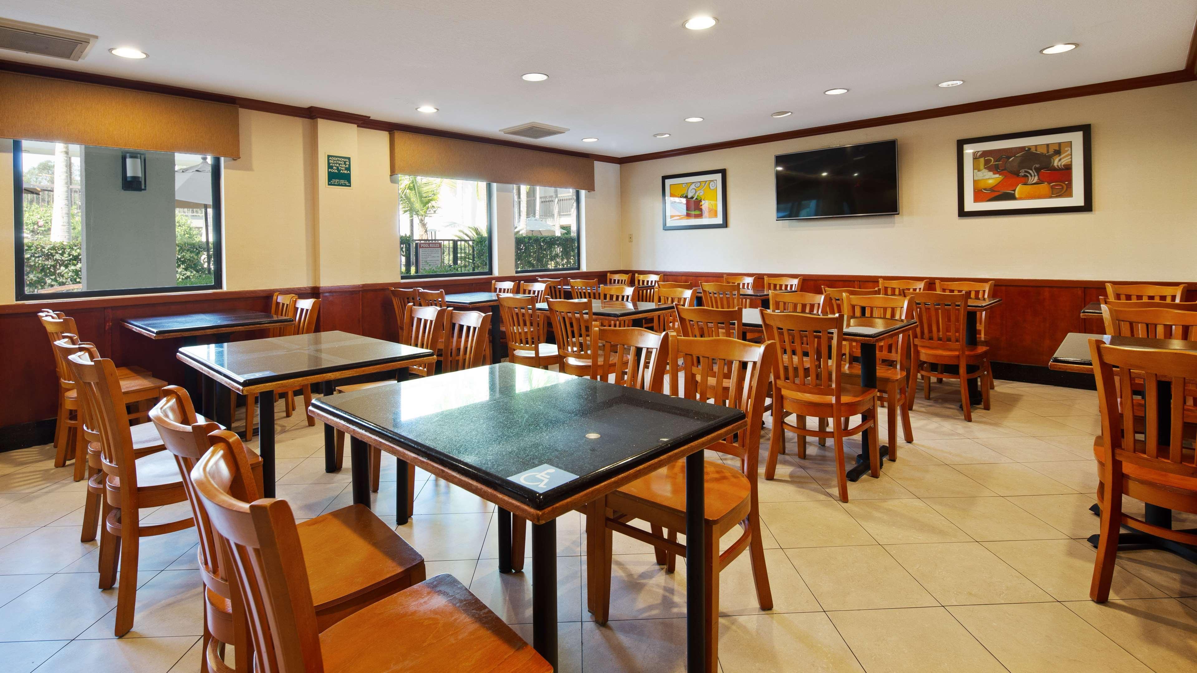 Best Western Plus Orange County Airport North Σάντα Άνα Εξωτερικό φωτογραφία